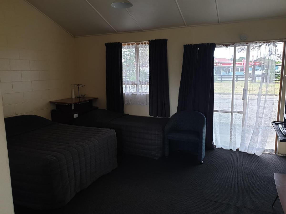 Castletown Motel Foxton Exterior photo